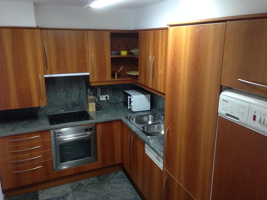 Apartaments Vicus 1 Con Vistas A La Plaza Mayor De Vic Exterior foto